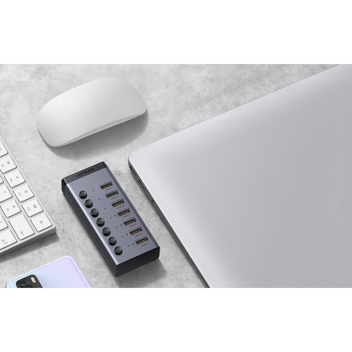 UGREEN 90307 Hub 7w1 USB-C, 7x USB-A 3.0 12V 2A czarny