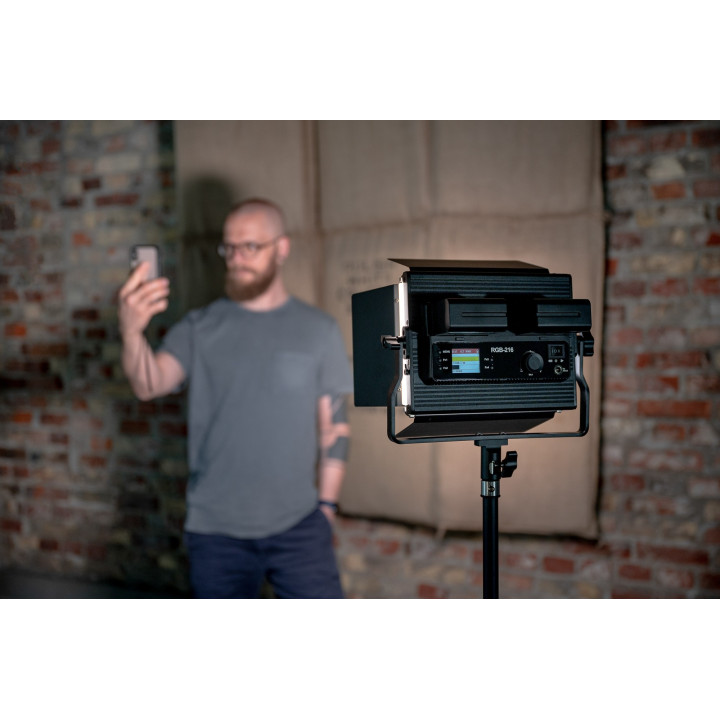 NEWELL Lampa LED Vividha Max RGB