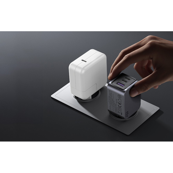 UGREEN Ladowarka sieciowa Nexode Pro, USB + 2x USB-C, 65W +