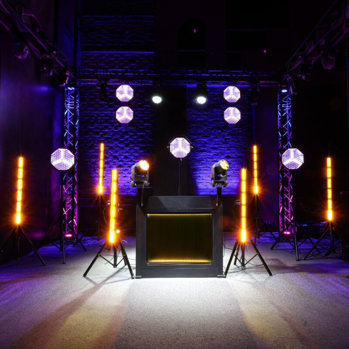 DNA DJ BOOTH BK stól stanowisko DJ podswietlana tablica LED