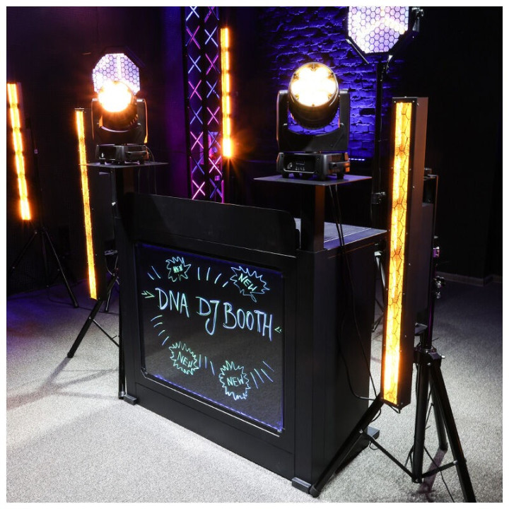 DNA DJ BOOTH WH stól stanowisko DJ podswietlana tablica LED