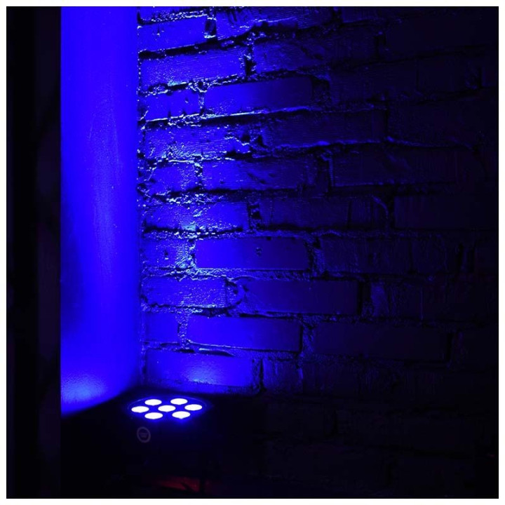 LIGHT4ME TRI PAR BASIC 7x9 reflektor oswietlacz LED