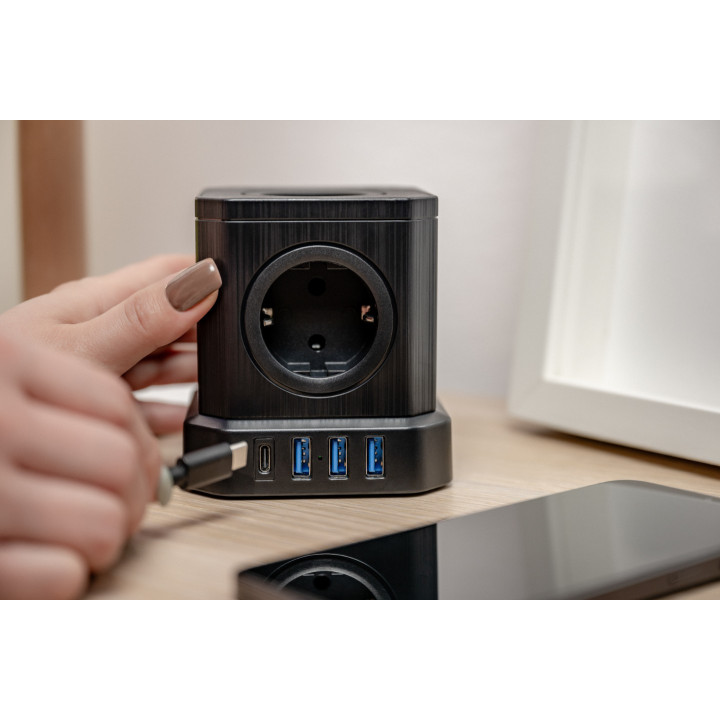 NEWELL NL4387 Kostka zasilajaca GaN Power Cube 9w1 czarna