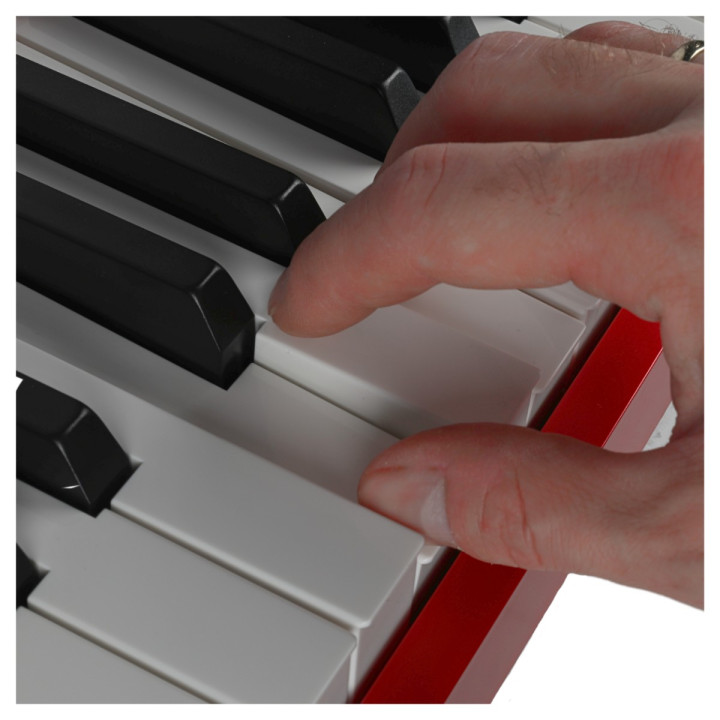 Pianino cyfrowe ważone klawisze młoteczkowa USB-B MIDI AUX Bluetooth