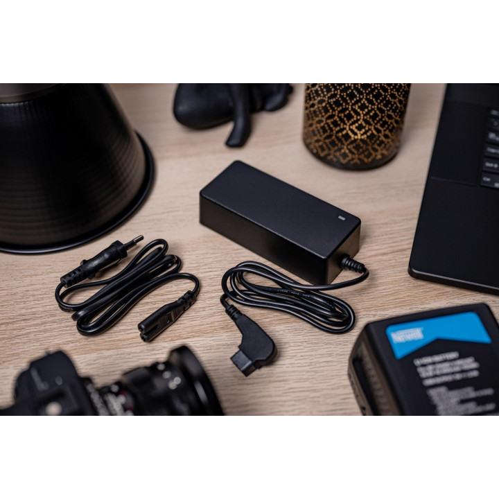 NEWELL NL4347 Ładowarka D-Tap 16,8 V 4A do akumulatorów V-mount
