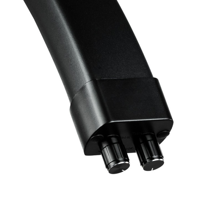 MITOYA MTYM8X Lampa kosmetyczna LED 2700-5600K na statywie czarna