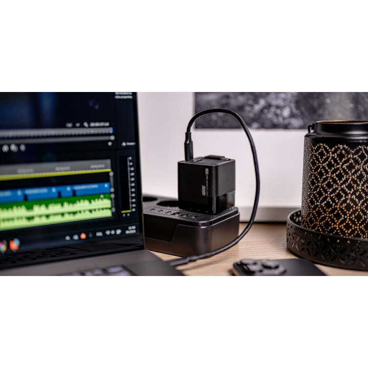 NEWELL NL4665 Ładowarka sieciowa 65 W GaN LCD