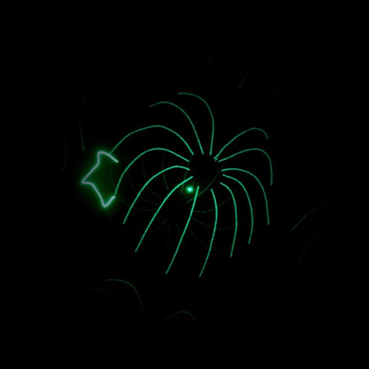 LIGHT4ME PARTY LASER 1 projektor laserowy RGB DMX +  pilot bezprzewodowy uchwyt montażowy