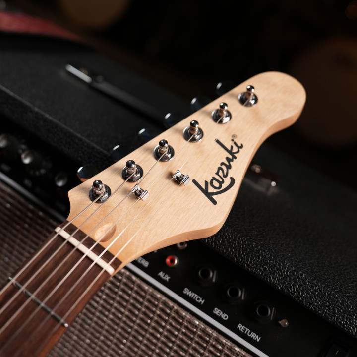 KAZUKI BKZ-SM101ST-CG Gitara elektryczna ze wzmacniaczem